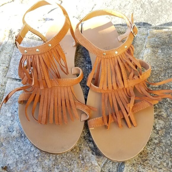 H&M Boho Fringe Studded Flat Sandals Size 7 - Picture 1 of 7